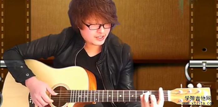 和弦轉換與橫按分解教學(新手必